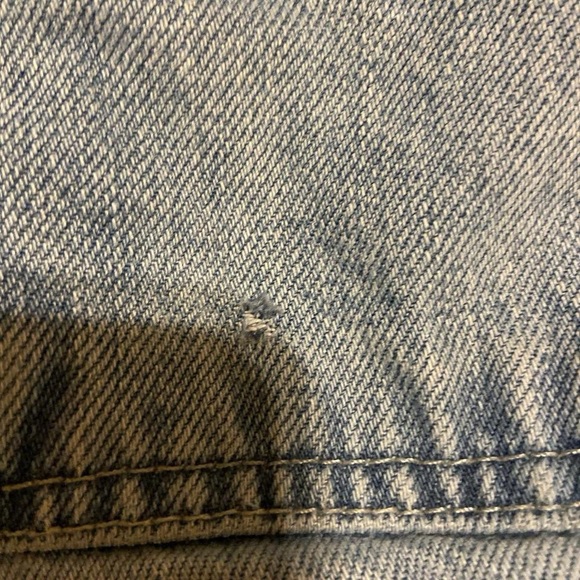 mid rise light wash cargo jeans - Picture 4 of 4